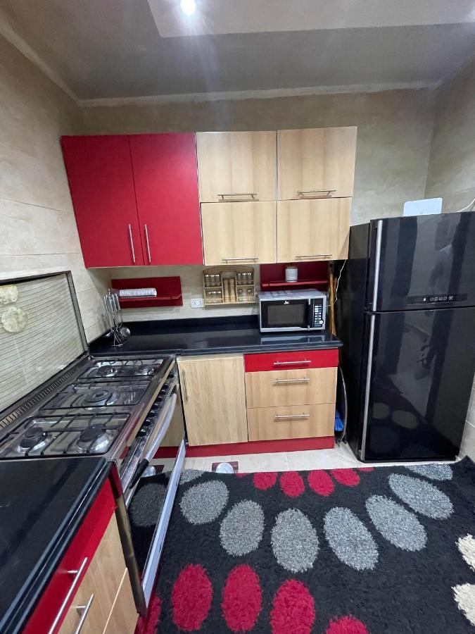 Superb & Comfy 3Bdr Apartment With Outstanding View شقة فندقية فاخرة فيو رائع للمطار Kairo Eksteriør billede